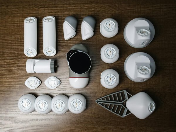 Exploring the effects of smartphone materials on longevity and resilience